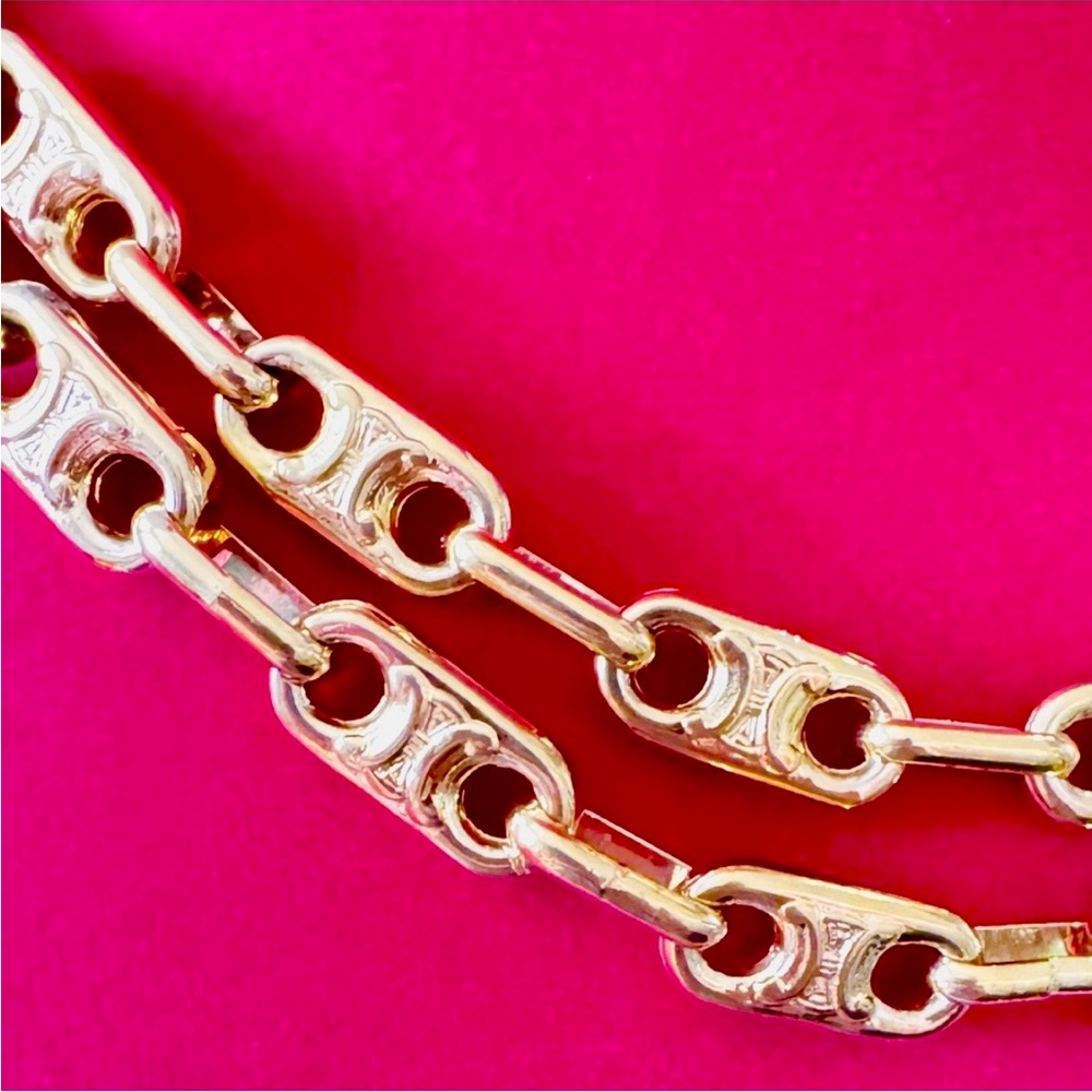 SOLD ❌ Vintage Celine Gold Chain Necklace - Picture 4 of 10
